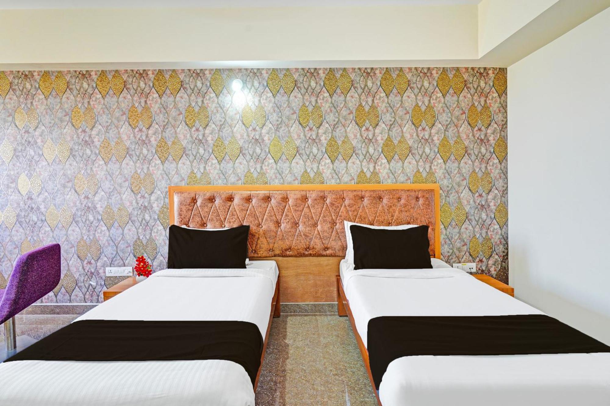 Super Townhouse Oak Electronic City Formerly Hotel Trubell Kammasandra Extérieur photo