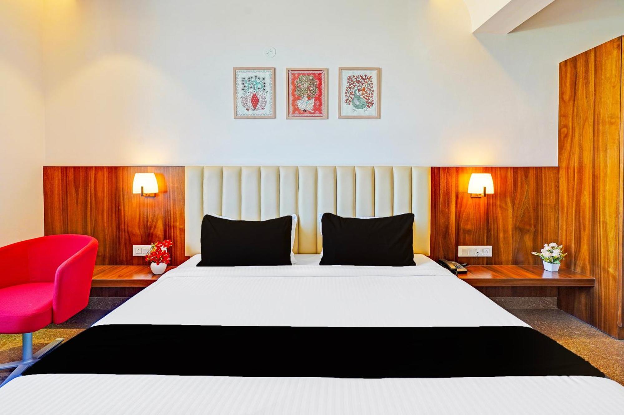 Super Townhouse Oak Electronic City Formerly Hotel Trubell Kammasandra Extérieur photo